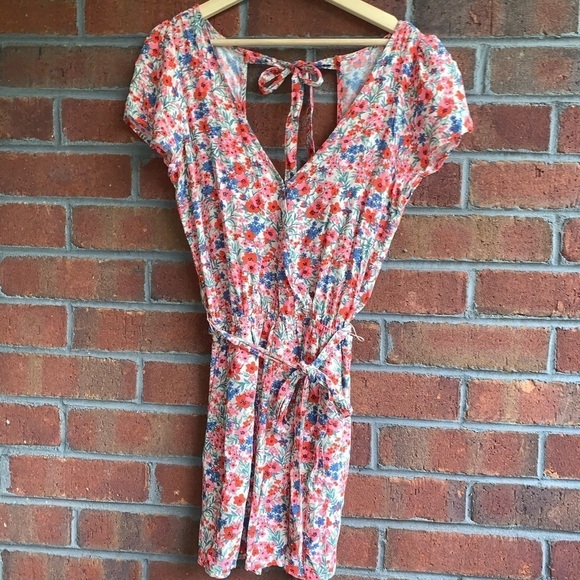 NWT American Eagle pink multicolor romper - Picture 4 of 9